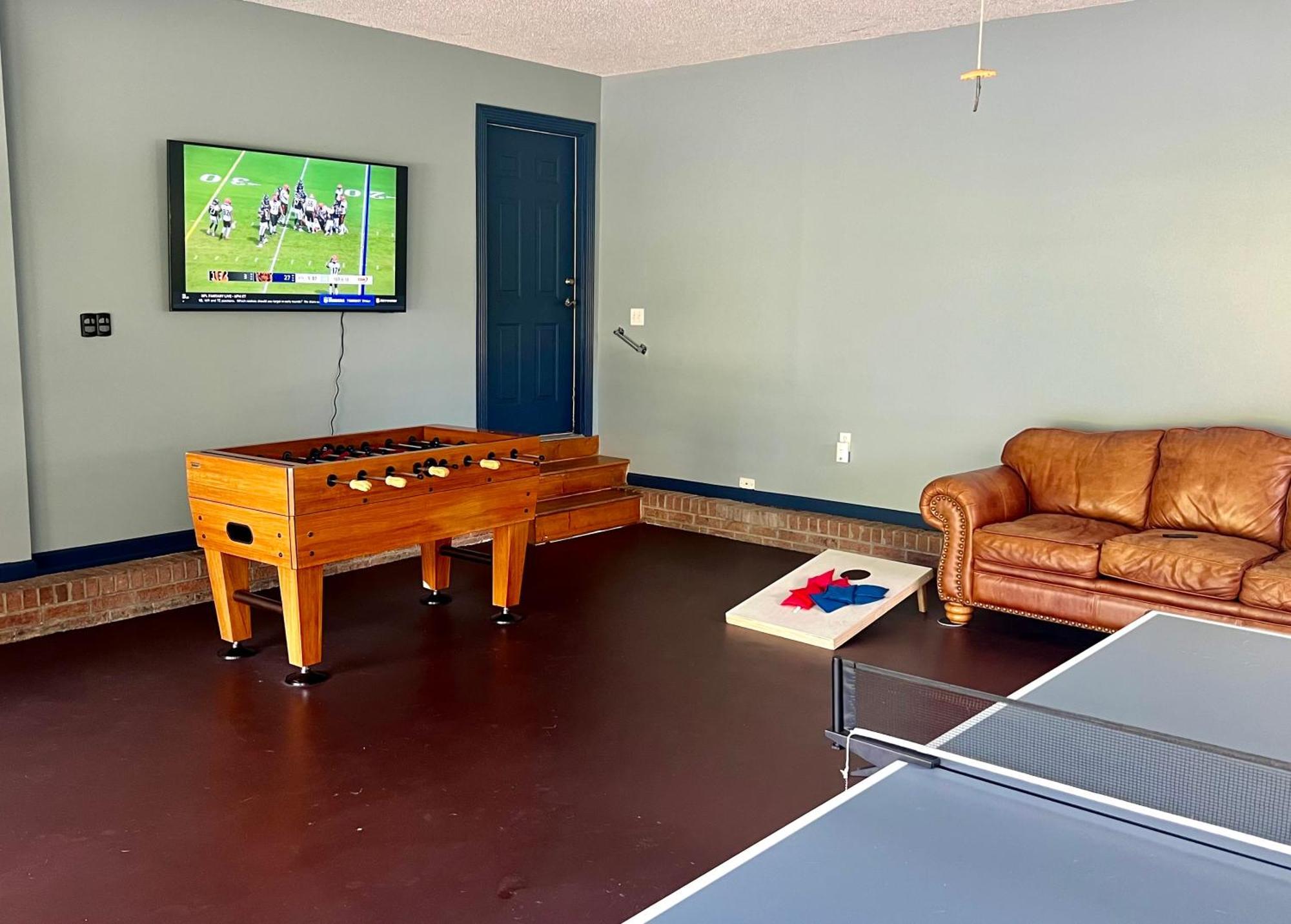 Bears Valley Inn - Great Location! - Peaceful, Children And Dog Friendly Retreat - Less Than 15 Min To All Attractions - Private Pool Club & Fishing Hole - Game Room With Tv سيفيرفيل المظهر الخارجي الصورة
