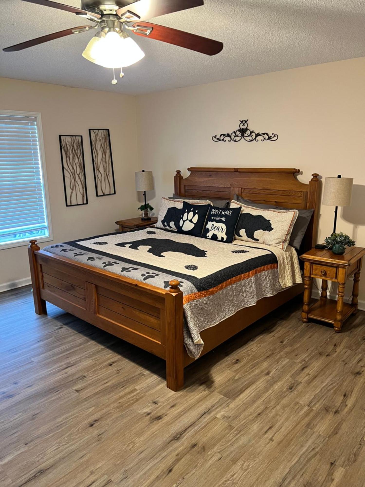 Bears Valley Inn - Great Location! - Peaceful, Children And Dog Friendly Retreat - Less Than 15 Min To All Attractions - Private Pool Club & Fishing Hole - Game Room With Tv سيفيرفيل المظهر الخارجي الصورة
